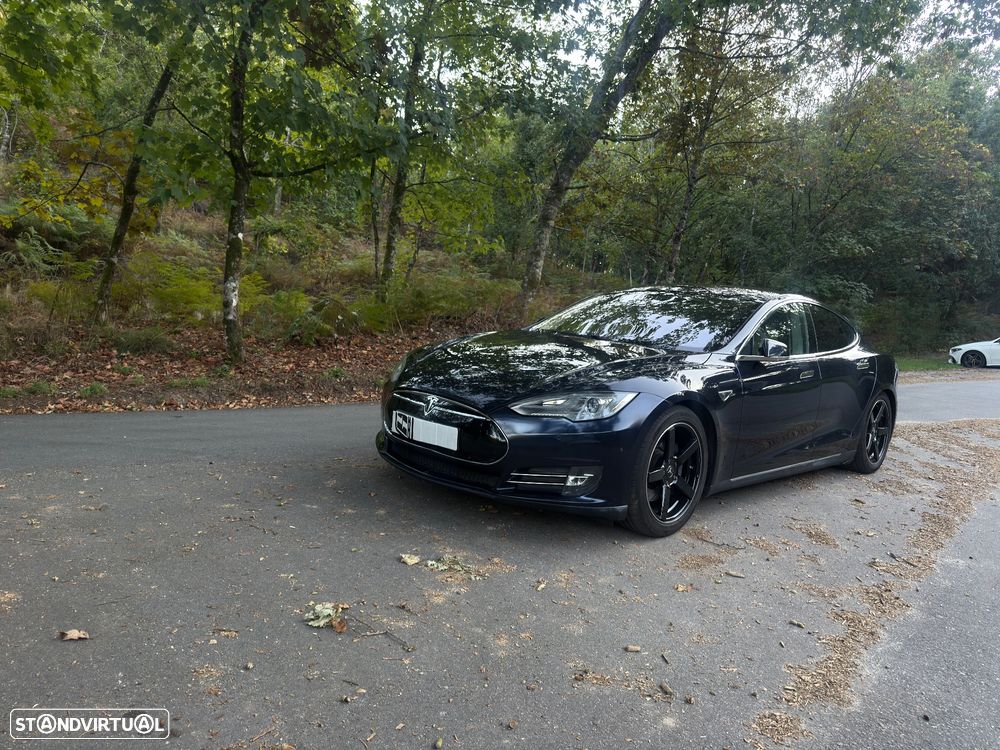 Tesla Model S 85 Perfomance - 37