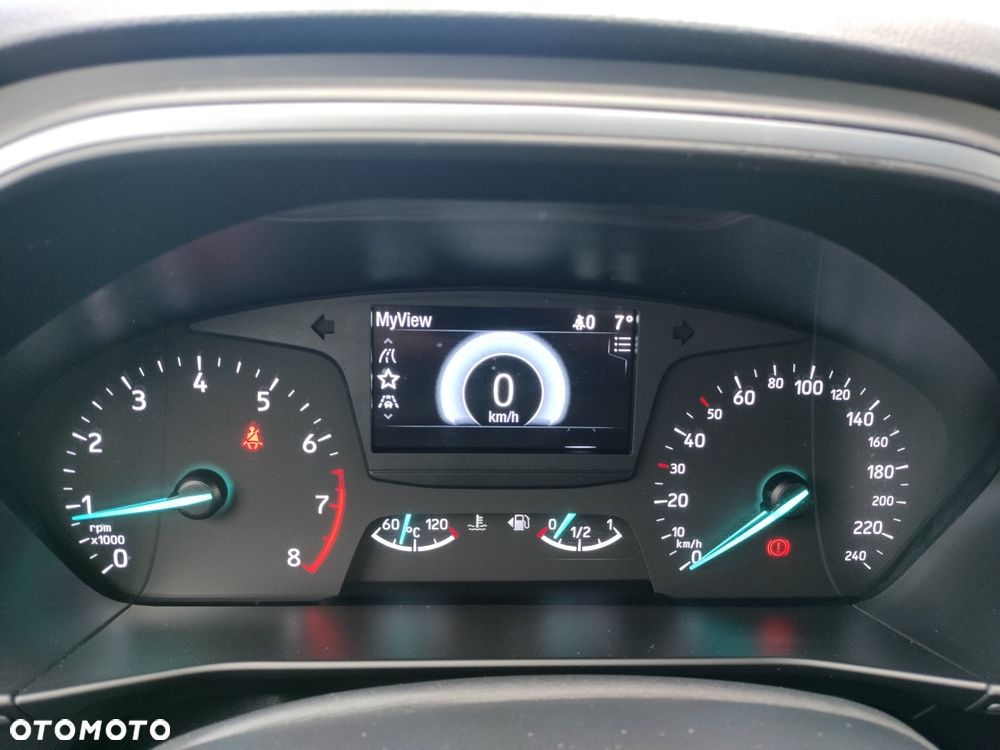 Ford Focus - 8