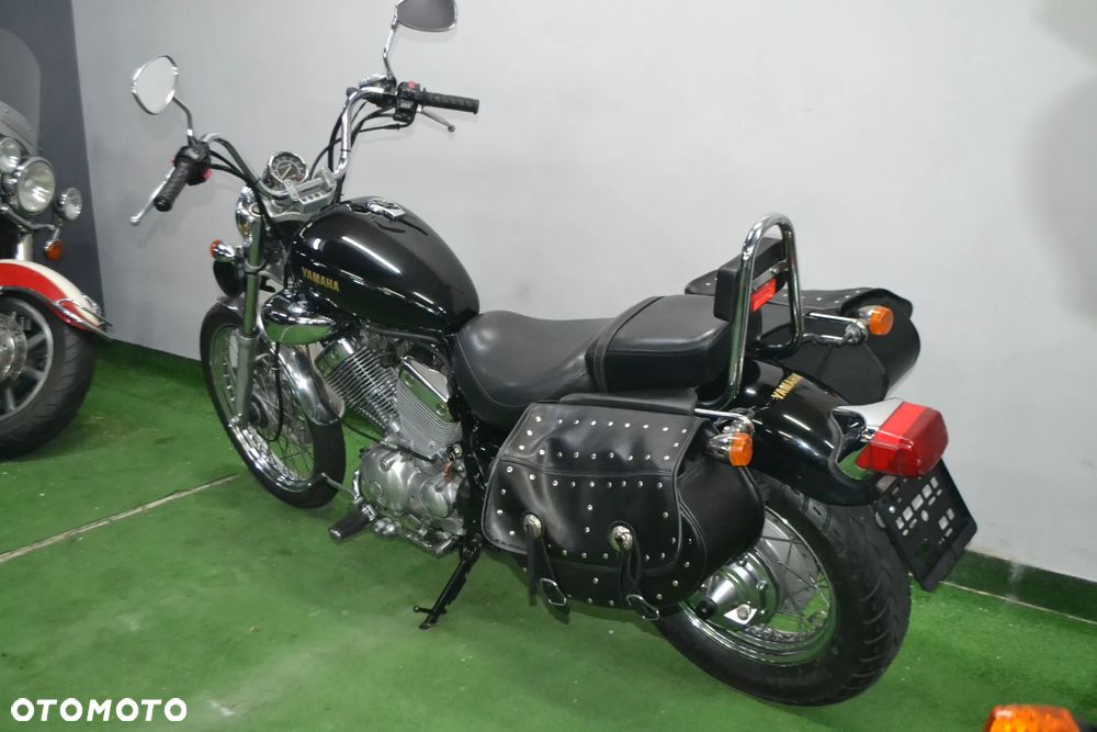 Yamaha XV - 9