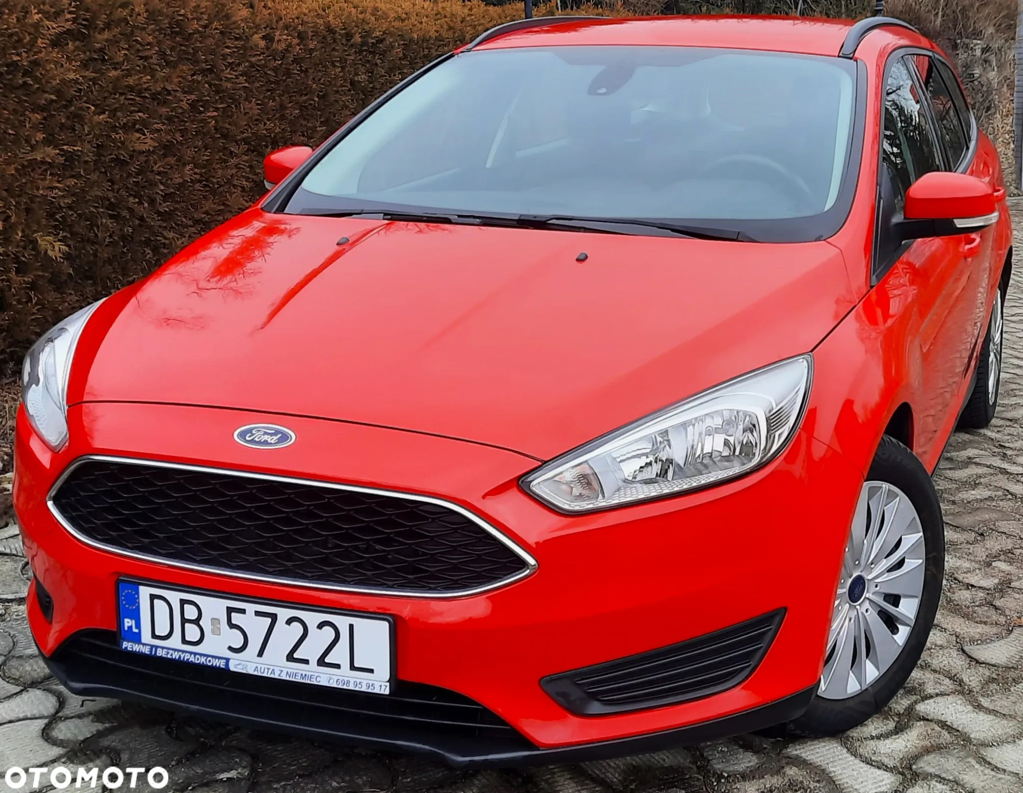 Ford Focus Turnier 1.5 EcoBlue Start-Stopp-System ACTIVE - 2