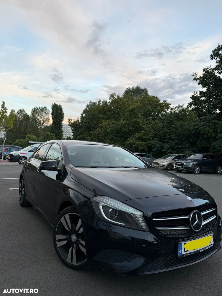 Mercedes-Benz A 180 2015 photo 2