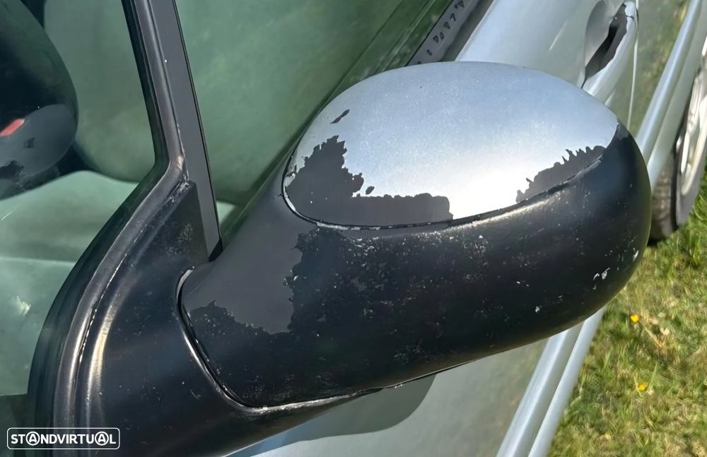 Citroën C3 1.4 HDi SX + - 24