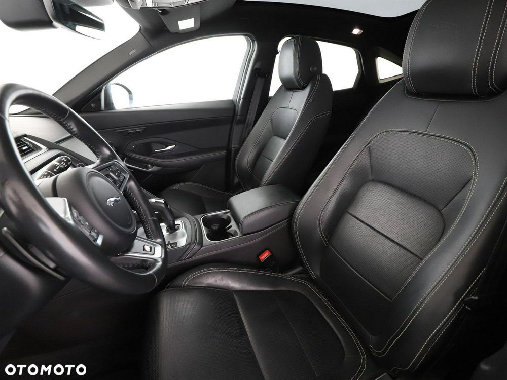 Jaguar E-Pace P200 AWD R-Dynamic HSE - 13