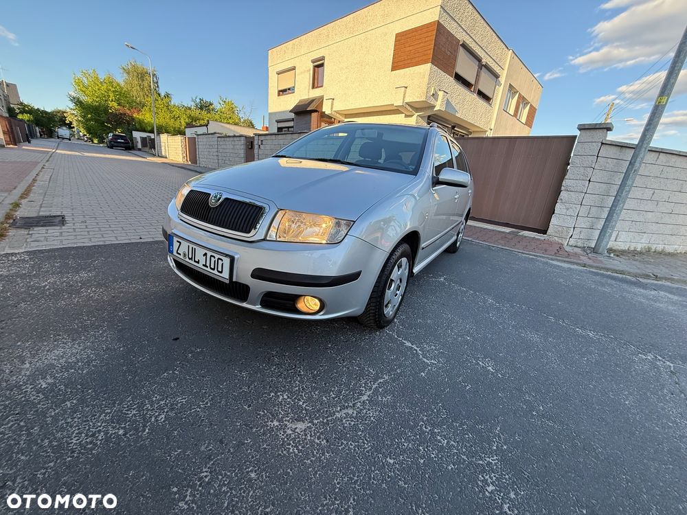 Skoda Fabia 1.4 16V Automatik Style Edition - 25