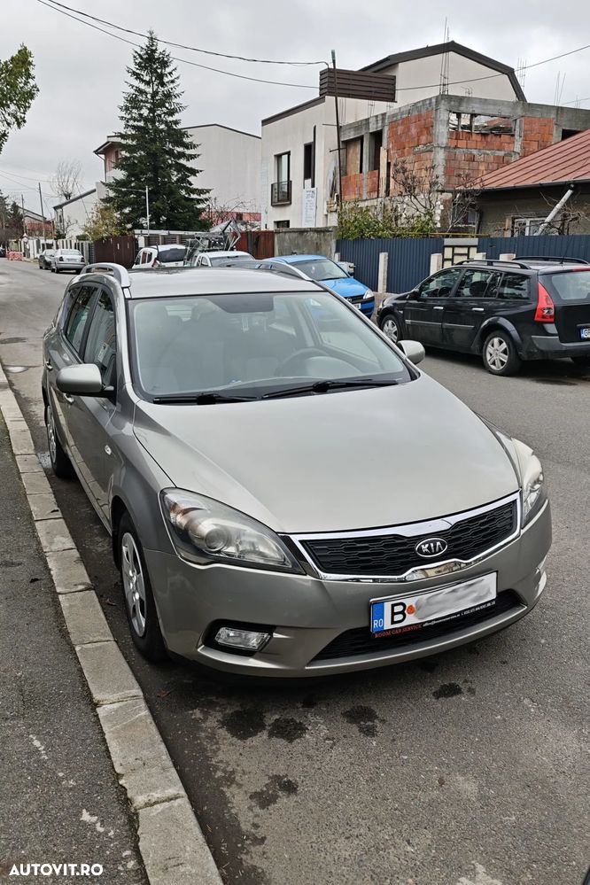 Kia Ceed 1.4 CVVT SW Vision - 6