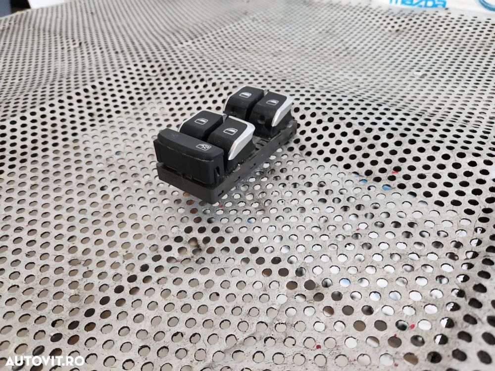 Butoane Geamuri Electrice Stanga Fata Audi A8 4H D4 An 2010-2011-2012-2013-2014-2015-2016-2017 Volan Stanga Dezmembrez Audi A8 4H D4 3.0 Tdi Quattro Motor CDT Cutie MXU Volan Stanga - Dezmembrari Arad - 3