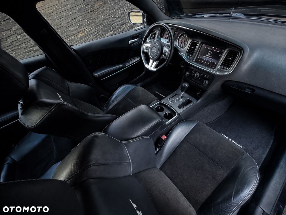 Dodge Charger - 9