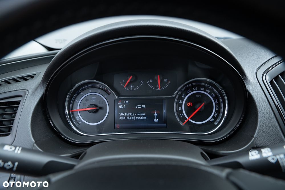 Opel Insignia 2.0 BiTurbo CDTI Sport - 29