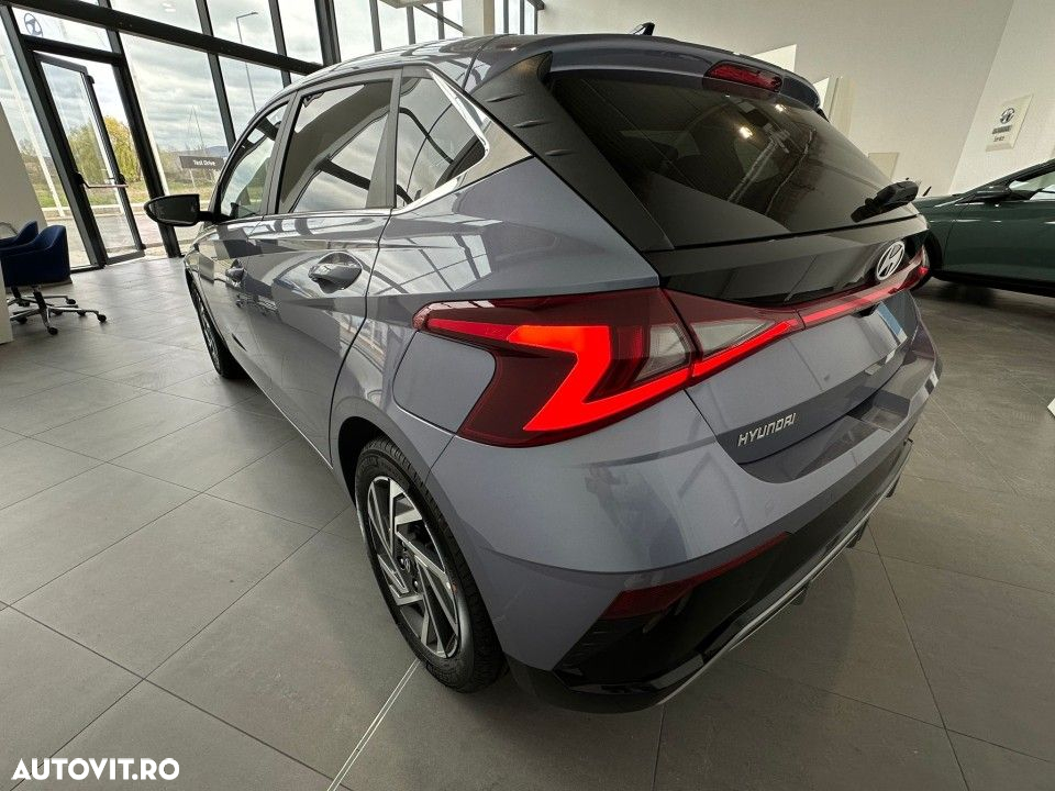 Hyundai i20 1.2 L 79CP 5DR Led Line - 4
