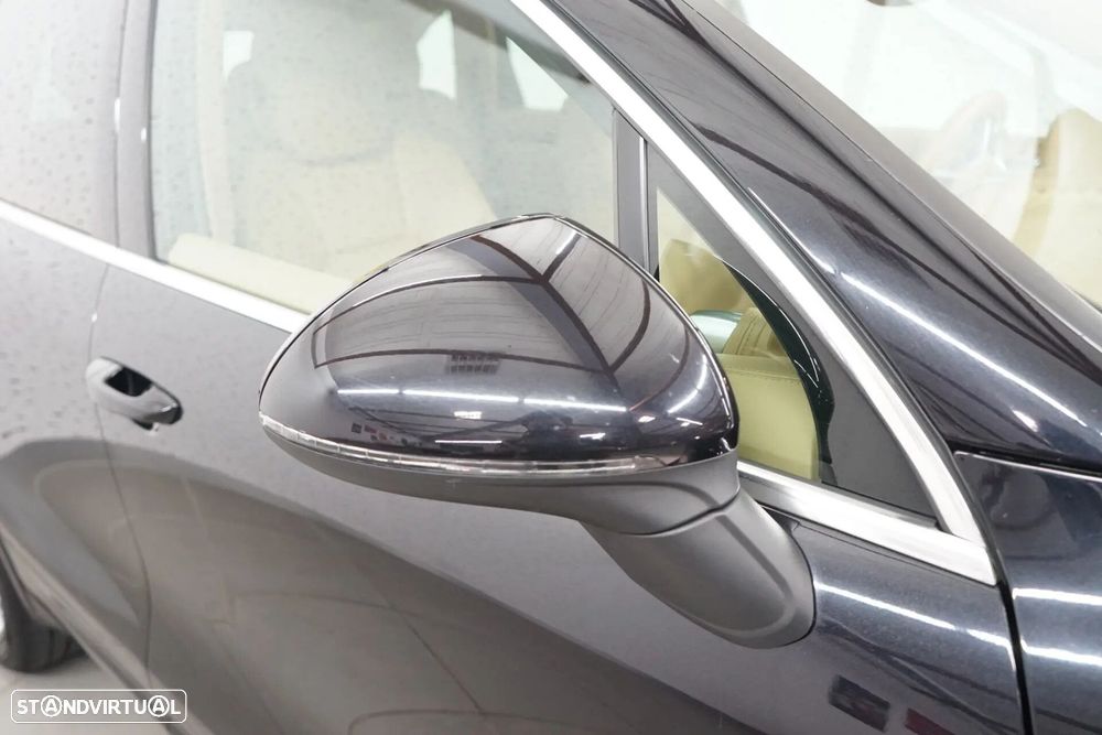 Porsche Cayenne 3.0 V6 - 12