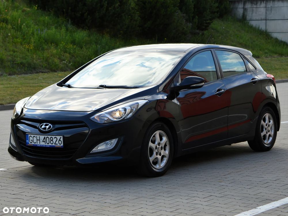 Hyundai i30 blue 1.6 CRDi YES Gold - 1