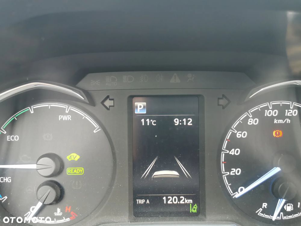 Toyota Yaris Hybrid 100 Selection - 23