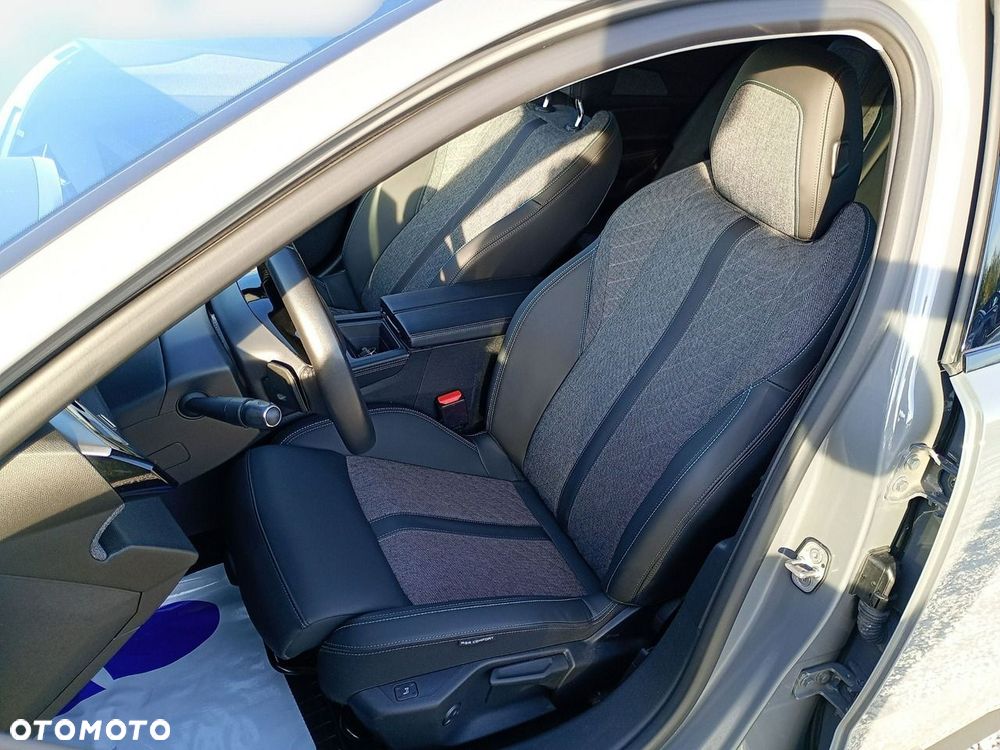 Peugeot 408 1.2 PureTech Allure S&S EAT8 - 21