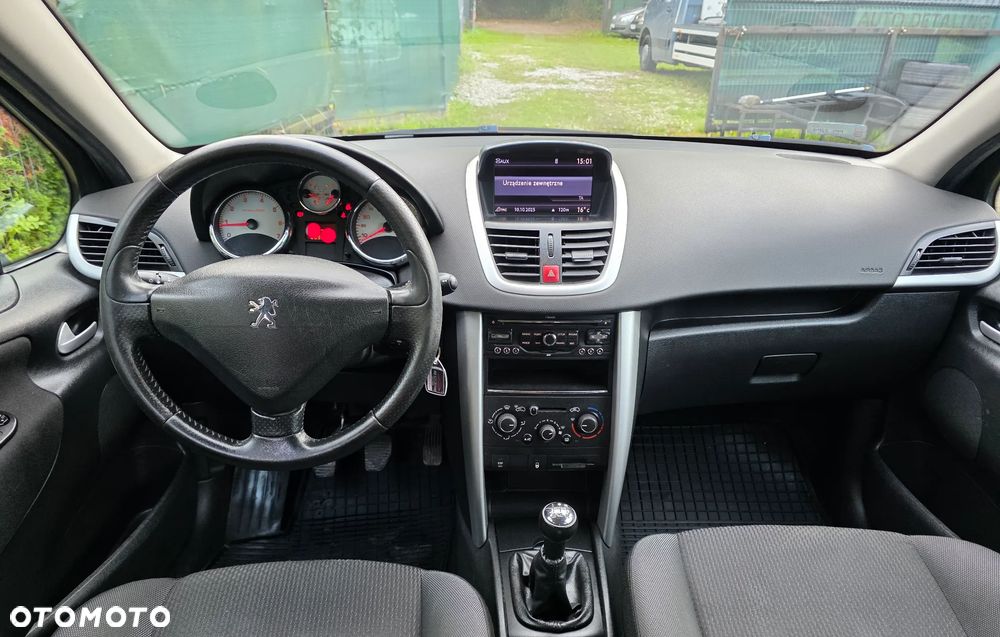 Peugeot 207 1.4 Trendy - 7
