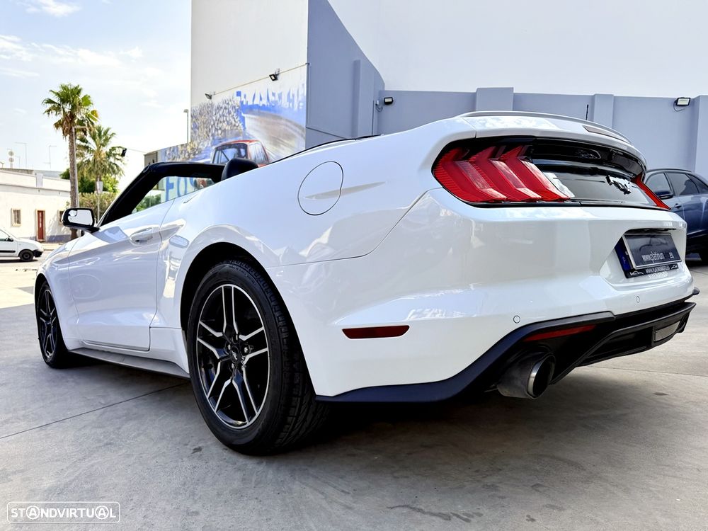 Ford Mustang 2.3i EcoBoost Aut. - 43