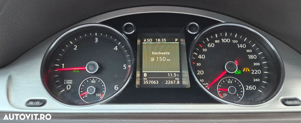 Volkswagen Passat 2.0 TDI BlueMotion Tehnology DSG Highline - 9