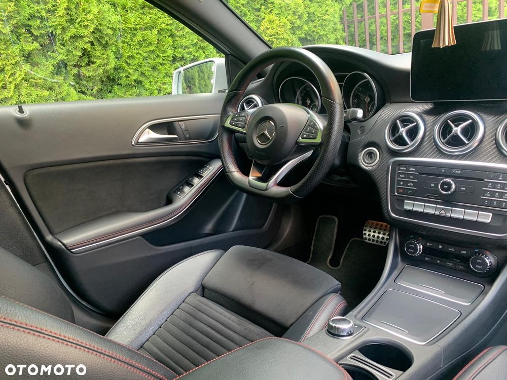 Mercedes-Benz Klasa A 180 CDI 7G-DCT AMG Line - 25