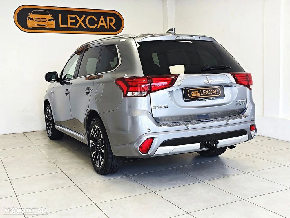 Mitsubishi Outlander - 27