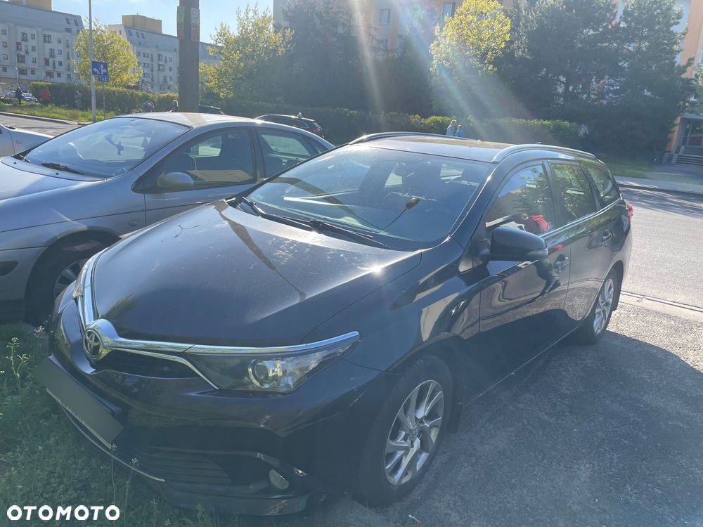 Toyota Auris 1.6 Prestige - 5