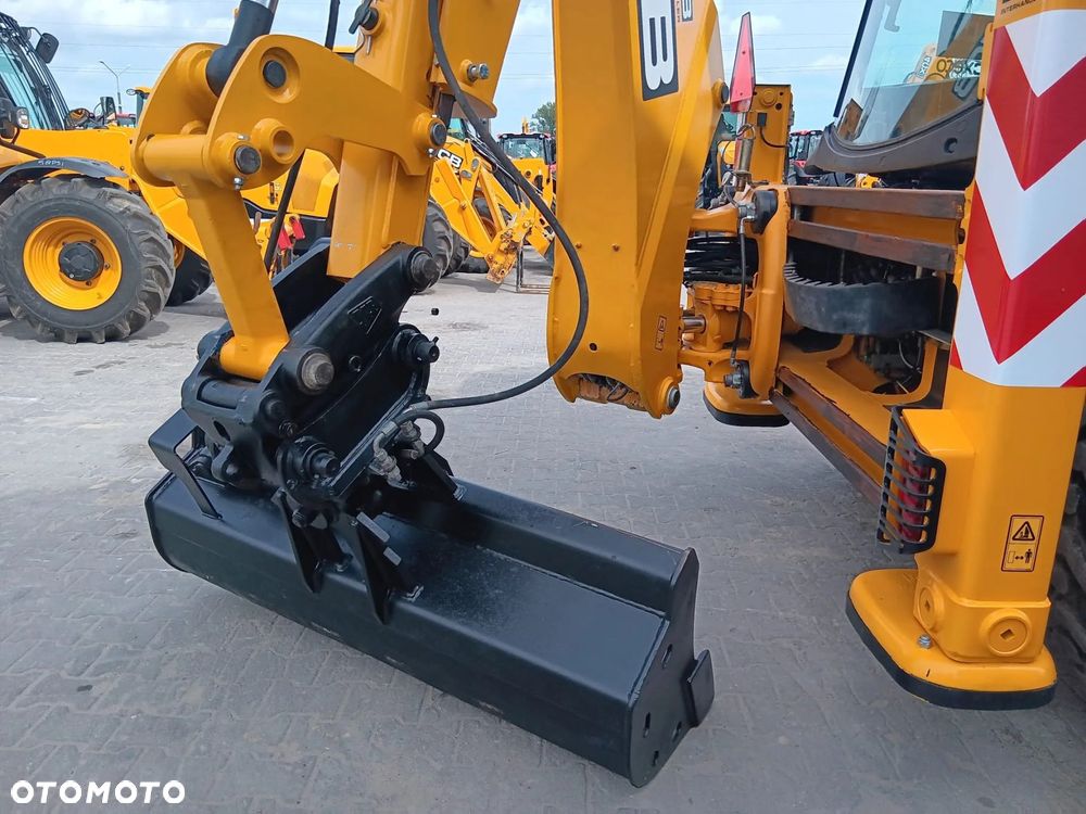 JCB 4CX AEC - 8