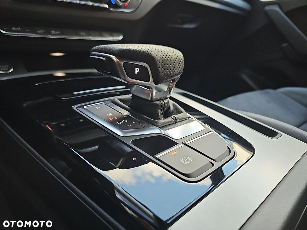 Audi Q5 50 TFSI e Quattro S Line S tronic - 19