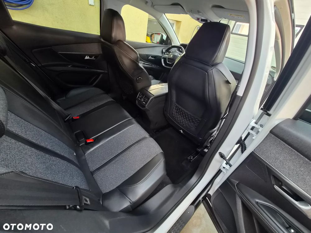Peugeot 3008 HDi FAP 150 Premium - 18