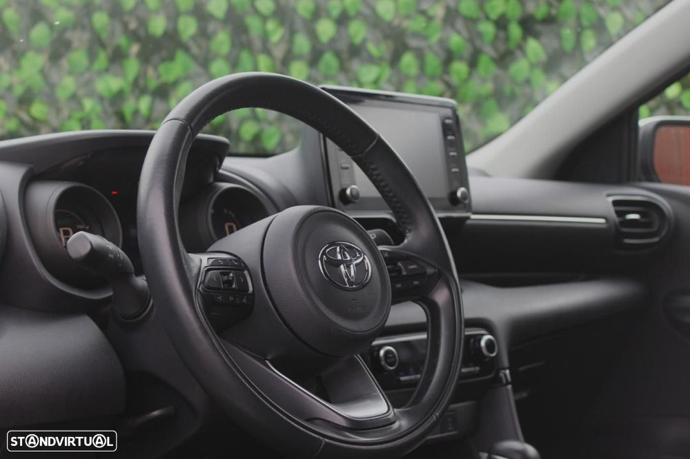 Toyota Yaris 1.5 HDF Exclusive - 8