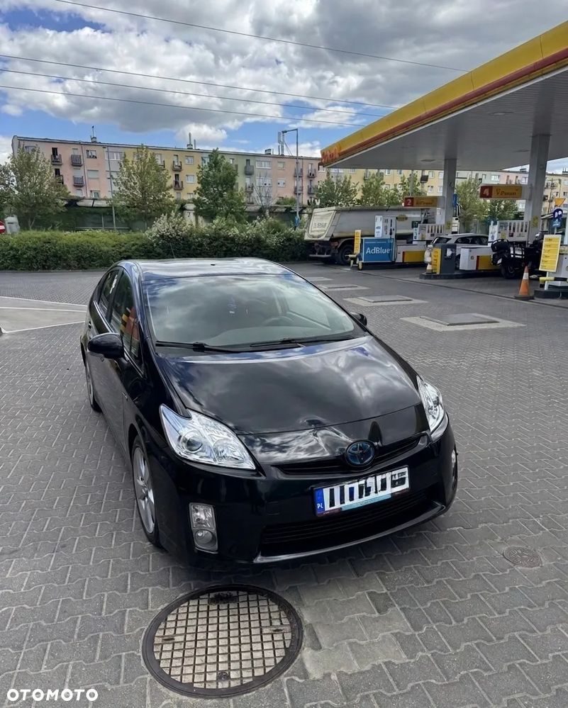 Toyota Prius 1.8 HSD Luna - 2