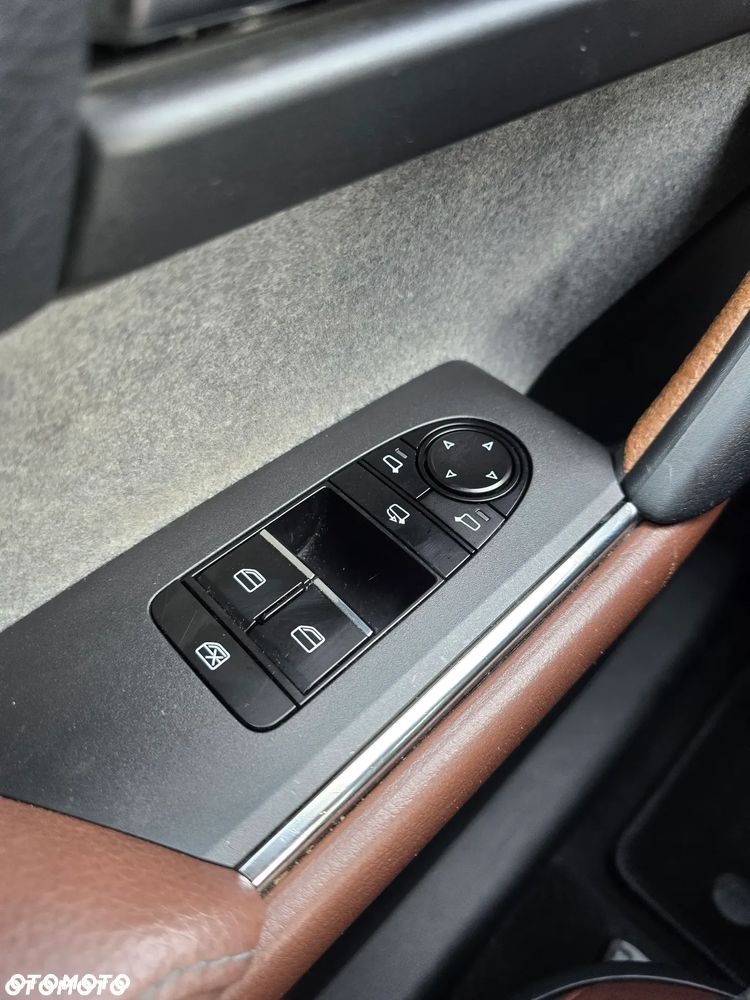 Mazda MX-30 e-SKYACTIV EXCLUSIVE-LINE - 27