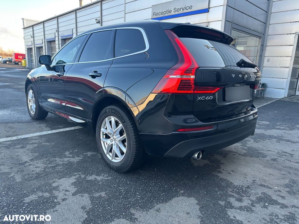 Volvo XC 60 D4 AWD Momentum - 11