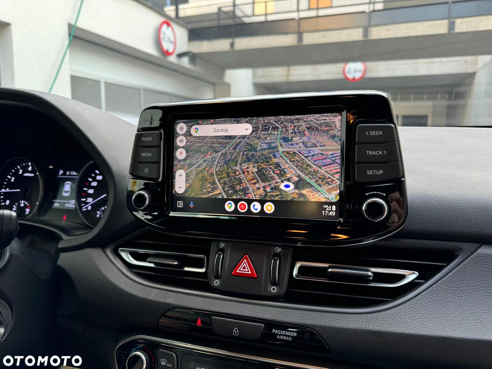 Hyundai i30 1.5 T-GDI 48V Comfort DCT - 13