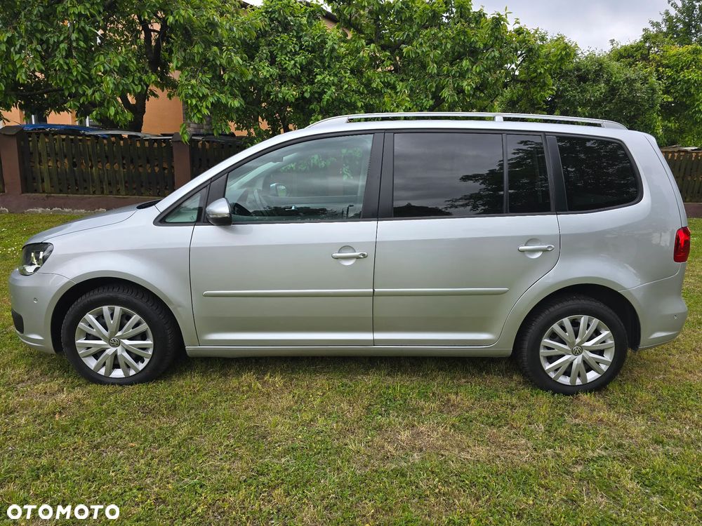 Volkswagen Touran 2.0 TDI Highline - 3