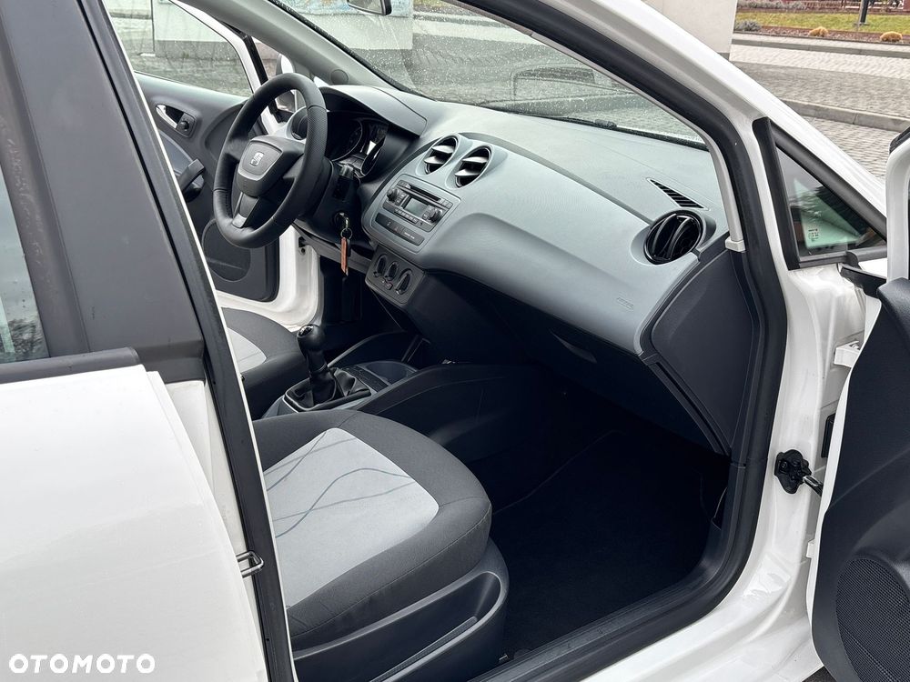 Seat Ibiza 1.4 16V Reference - 8
