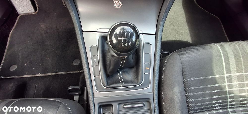 Volkswagen Golf 2.0 TDI BlueMotion Technology Lounge - 14