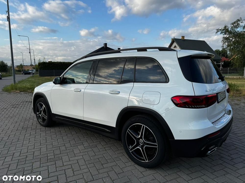 Mercedes-Benz GLB 200 AMG Line 7G-DCT - 14