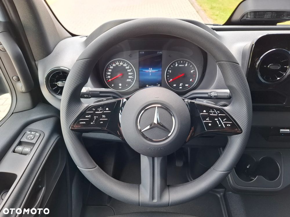 Mercedes-Benz Sprinter 317 CDI DOKA Podwozie 4325 mm - Skrzynia otwarta - 26