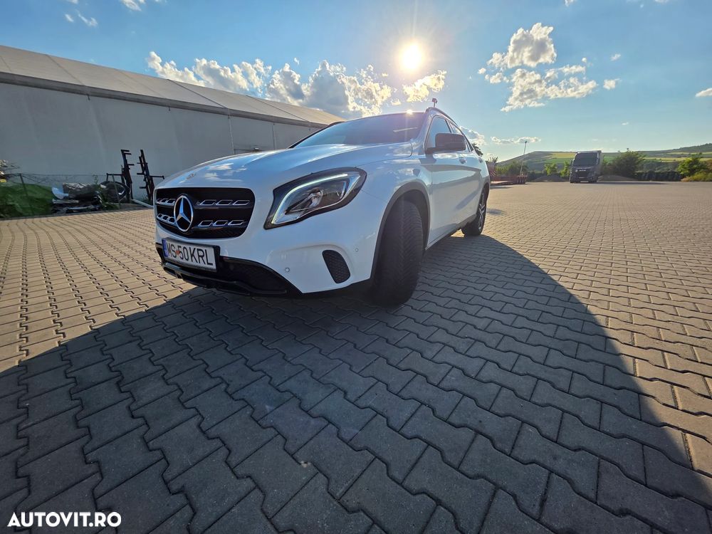 Mercedes-Benz GLA - 1