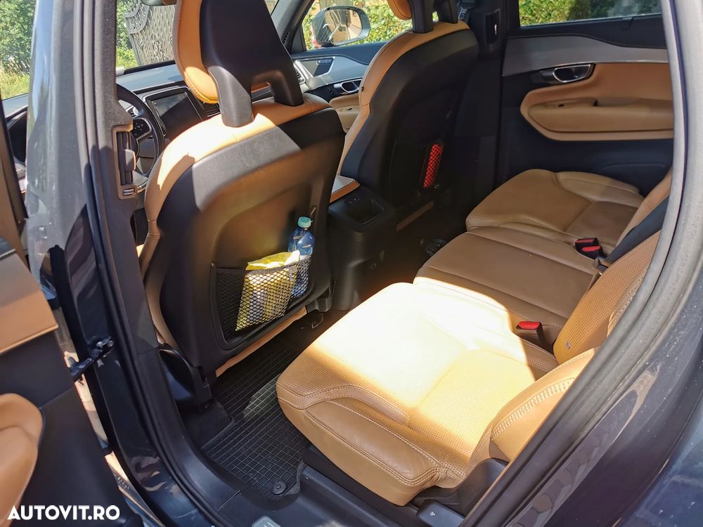 Volvo XC 90 D5 AWD Geartronic Inscription - 3