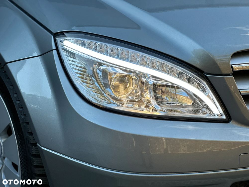 Mercedes-Benz Klasa C 180 K BlueEff Elegance - 5