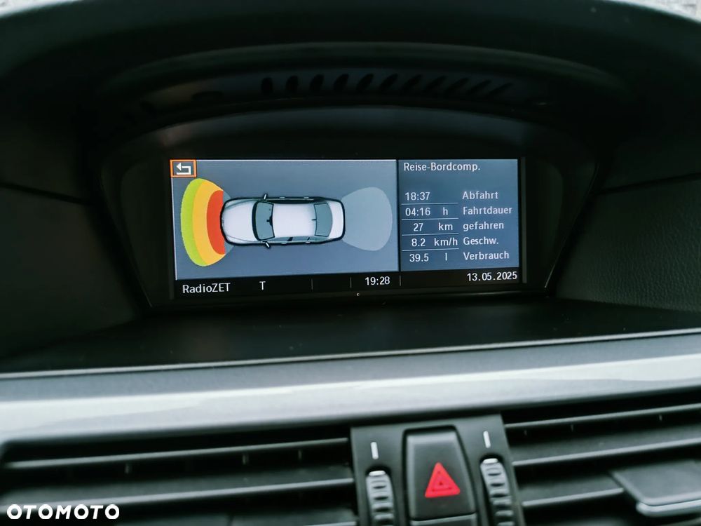 BMW Seria 5 525i - 35