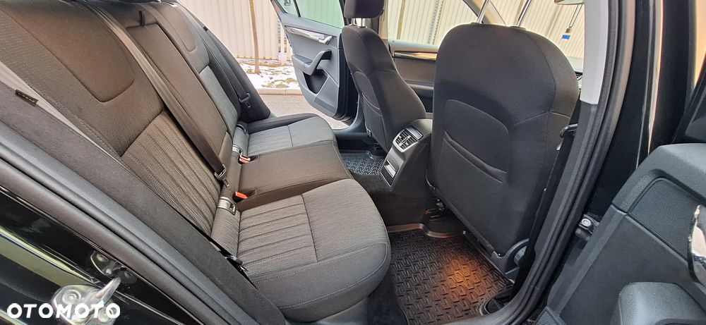 Skoda Octavia 2.0 TDI SCR Style DSG - 32