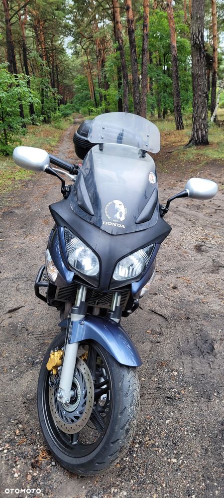 Honda CBF - 10