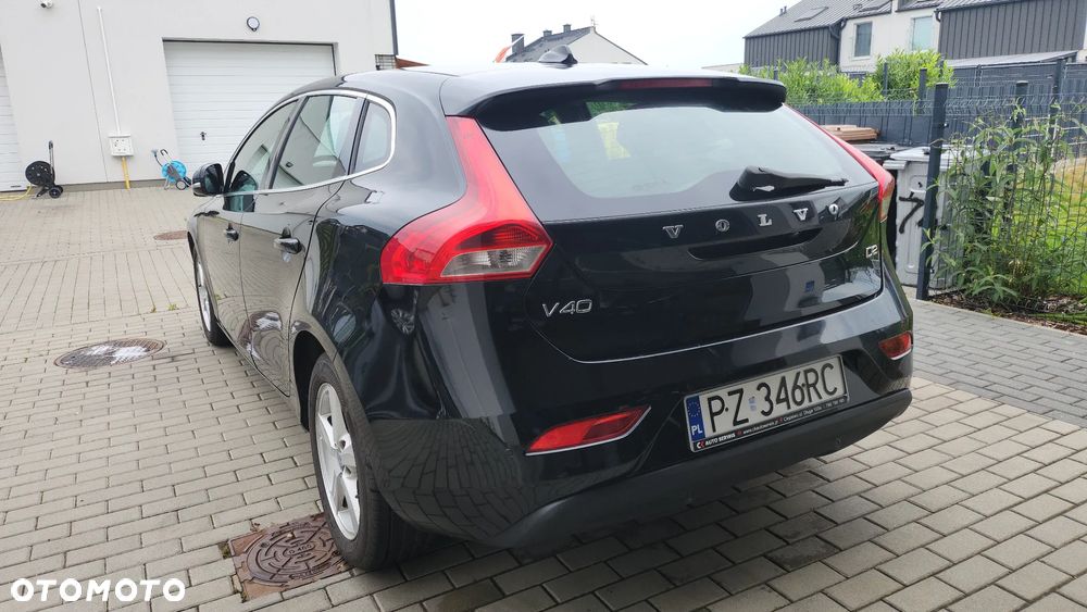 Volvo V40 D2 Kinetic - 8