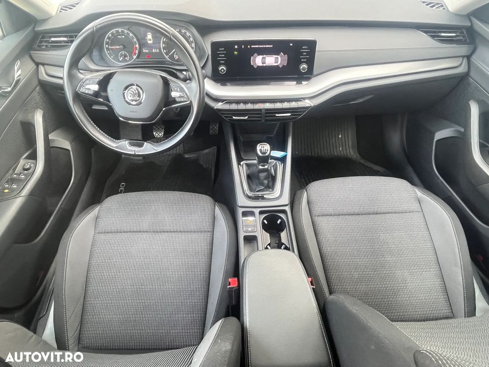 Skoda Octavia 2.0 TDI Ambition - 11