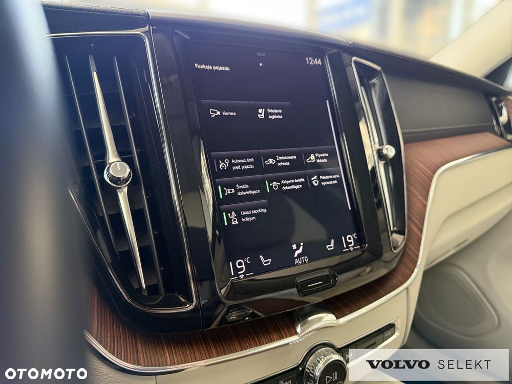 Volvo XC 60 - 20