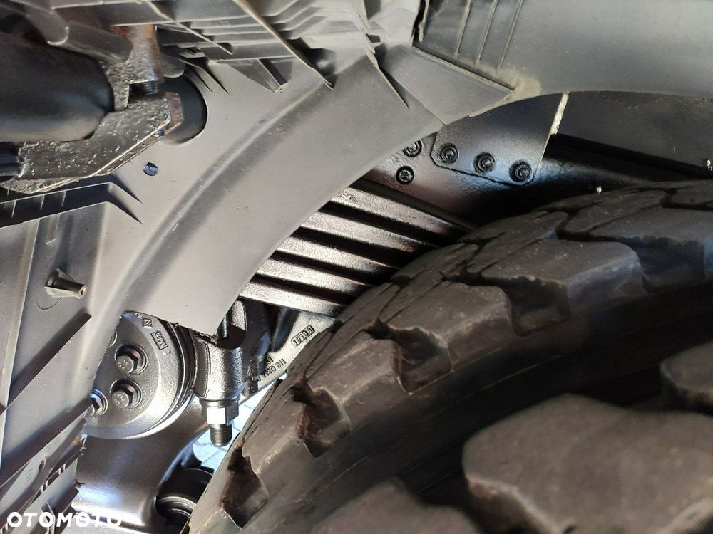 MAN TGS 26.360 6x4 - 28