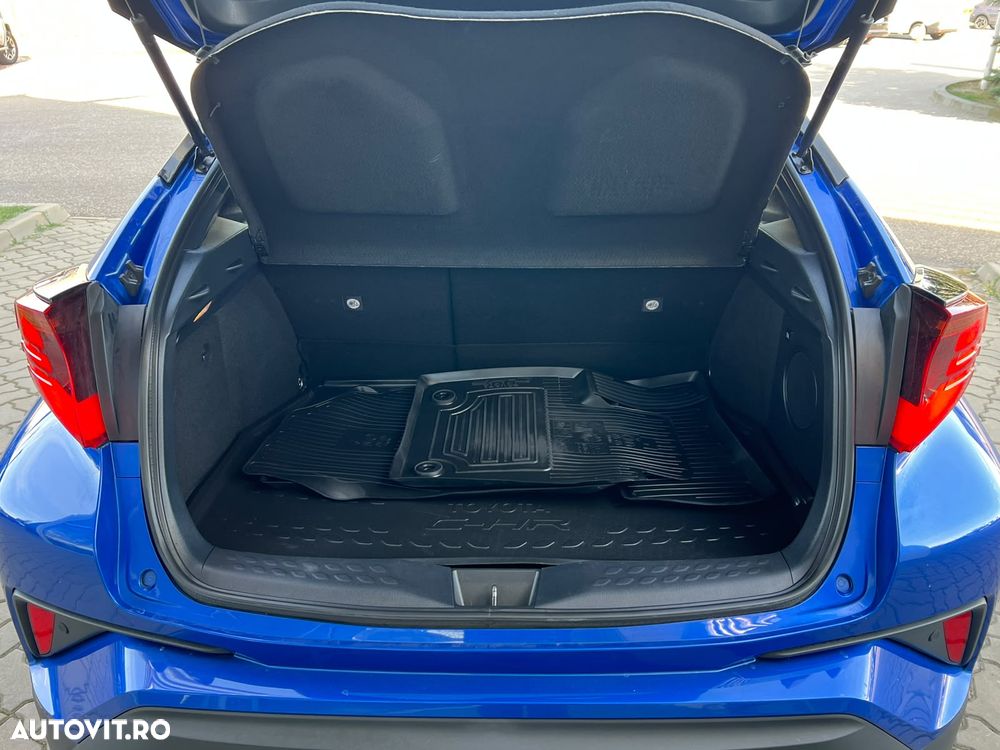 Toyota C-HR 2.0 HSD 184 CP 4x2 CVT Style - 11