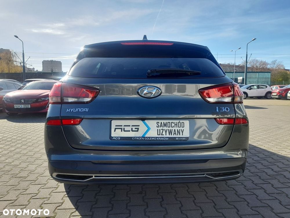 Hyundai i30 1.5 DPI Comfort - 3