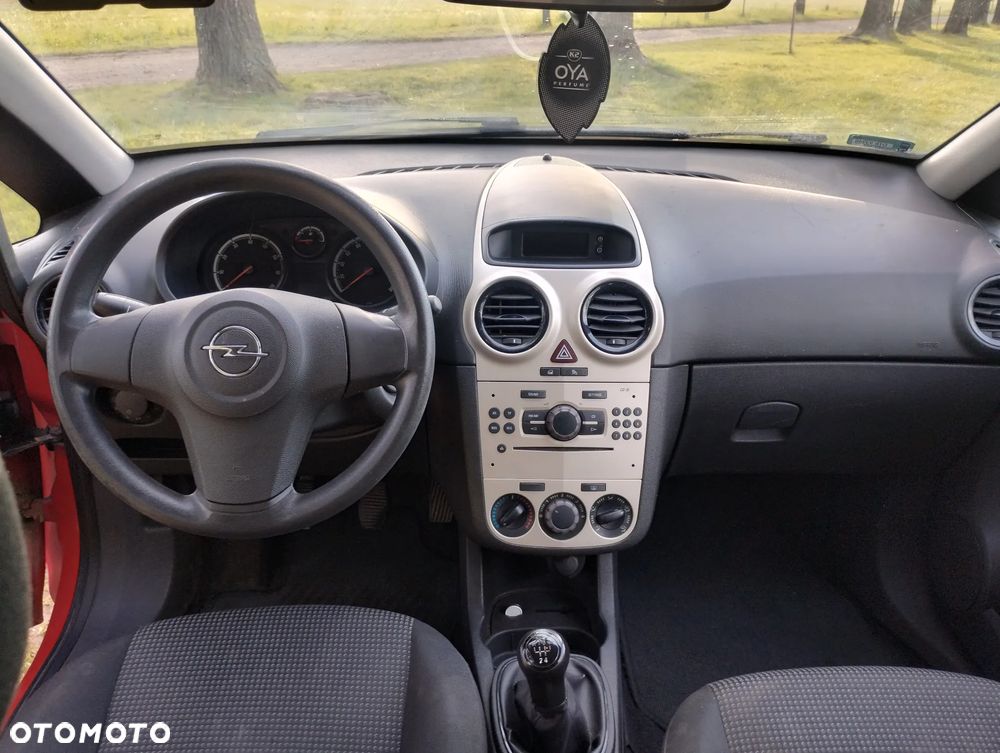 Opel Corsa 1.0 12V Essentia - 10