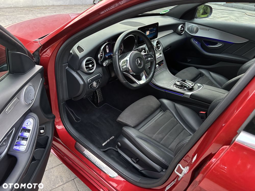 Mercedes-Benz Klasa C 300 d 9G-TRONIC AMG Line - 15